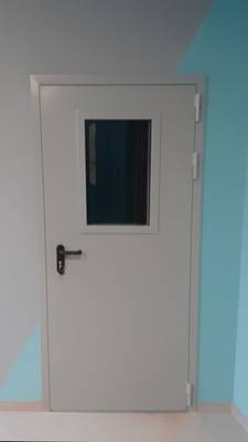 Одностворчатая остекленная дверь Одностворчатая остекленная дверь