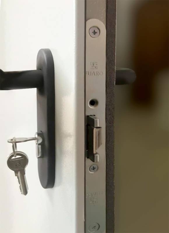 Замок «Fuaro» Замок «Fuaro»