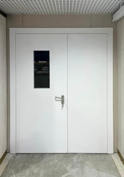 Дверь EI 60 с окном и скрытыми петлями Дверь EI 60 с окном и скрытыми петлями