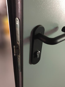 Замок и ручка Замок и ручка